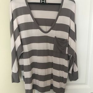 Dolman sleeve quarter sleeve T-shirt